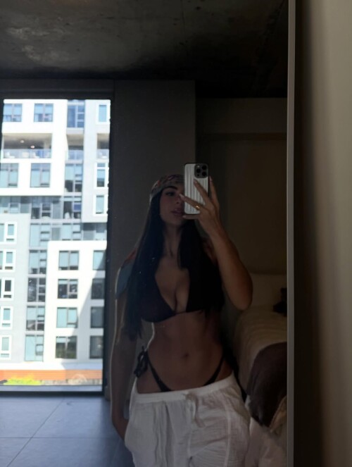 10000233589a4aa321fc066c54