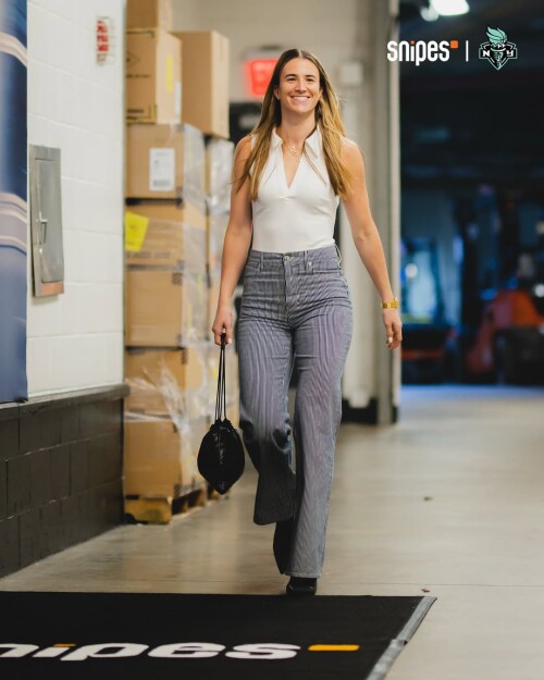 1000023543c3b53ba6a62c7f96