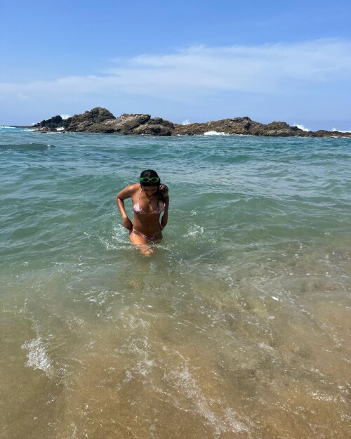 1000023781c587407f1df4f69c