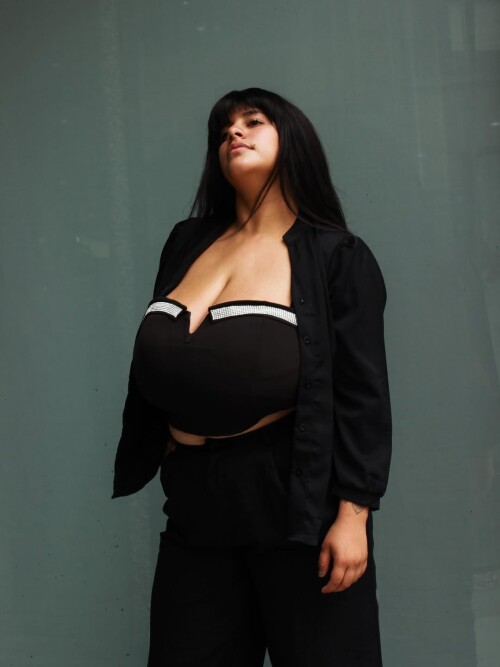 1000023833be2da3074896864c