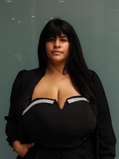 10000238361e5dea433b082db2