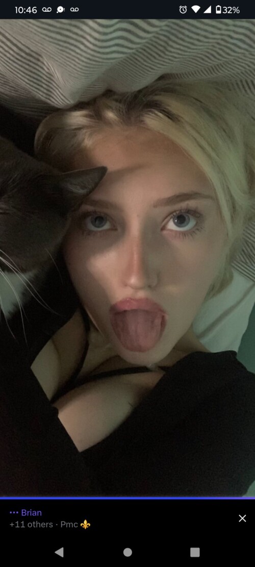 10000239098d523ecf7e4e77d8