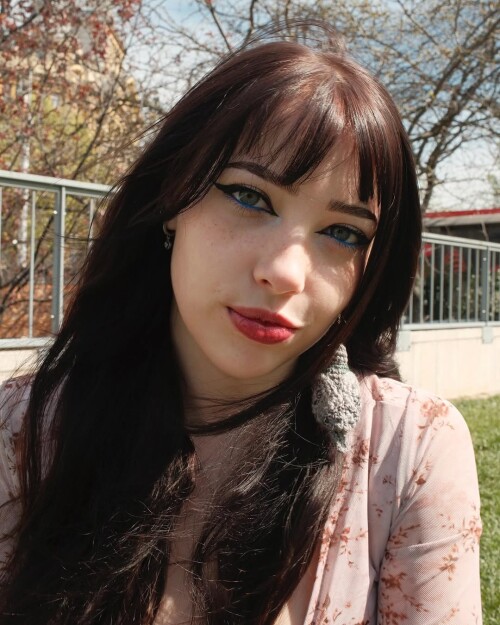 1000024007ece7f2a0f068af19