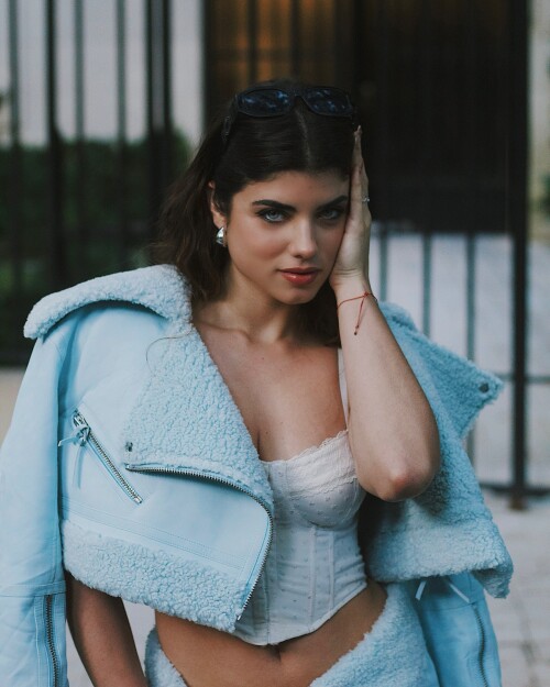 1000024301d21331b37fc0b396