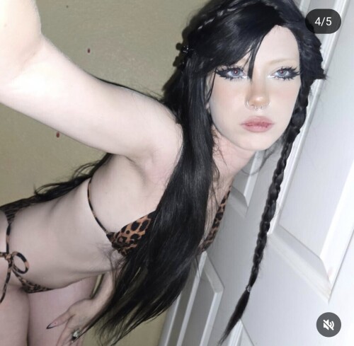 10000243670a563caec16ca5db