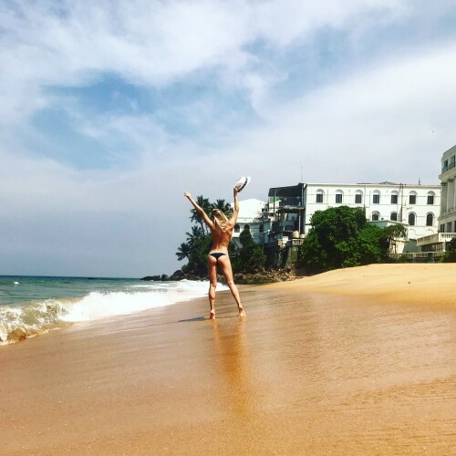 1000024858e5afe8190817fd74