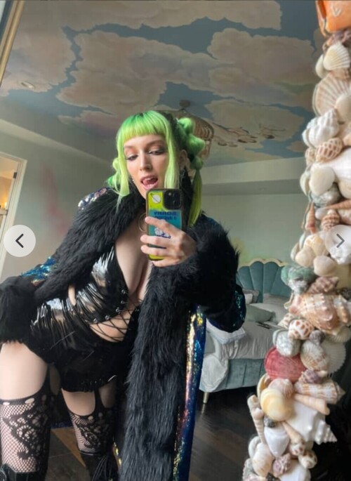 100002497211457f2a6eb4f698