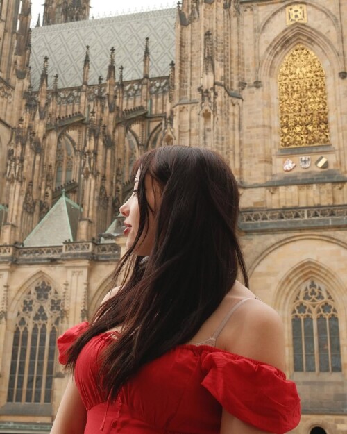 100002511770594ea0eb2d8a47