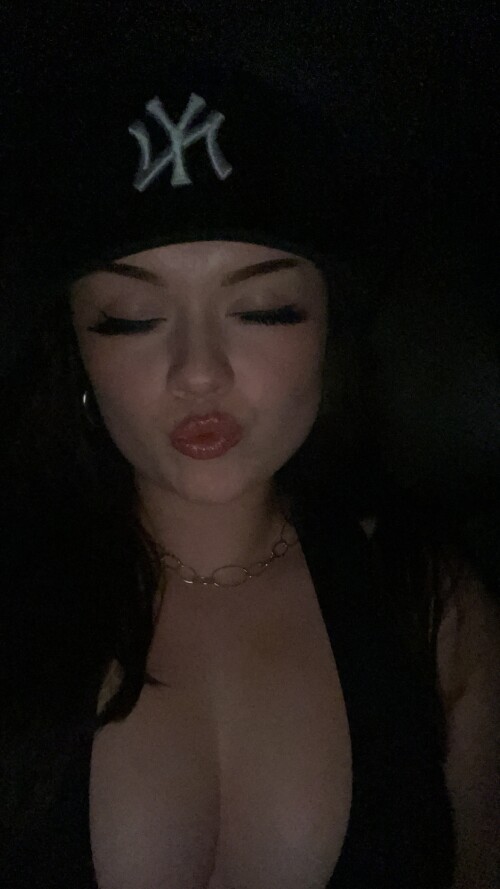 1000025477607f3851264a1b52