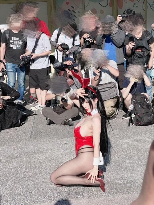 1000025480fe89b64e1dad8d9f