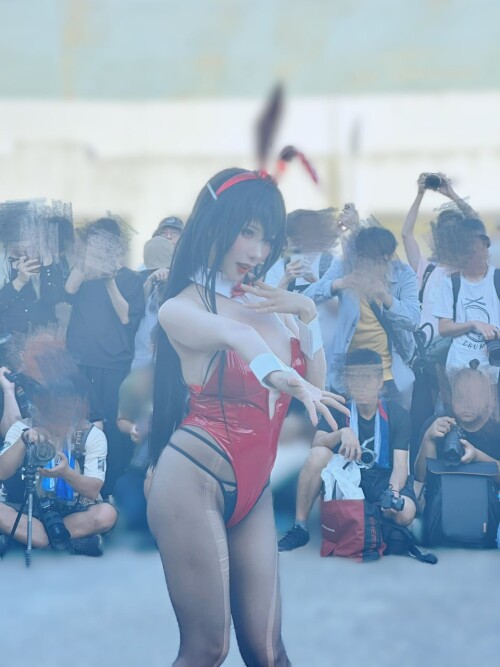 1000025483f344943958f3b54f