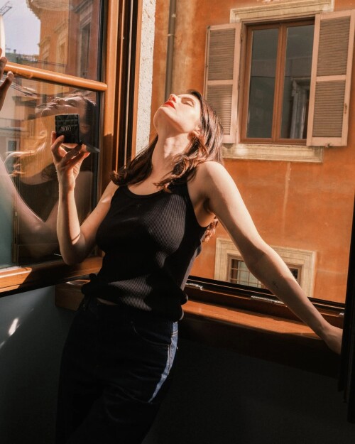 1000025519a5224be316738317