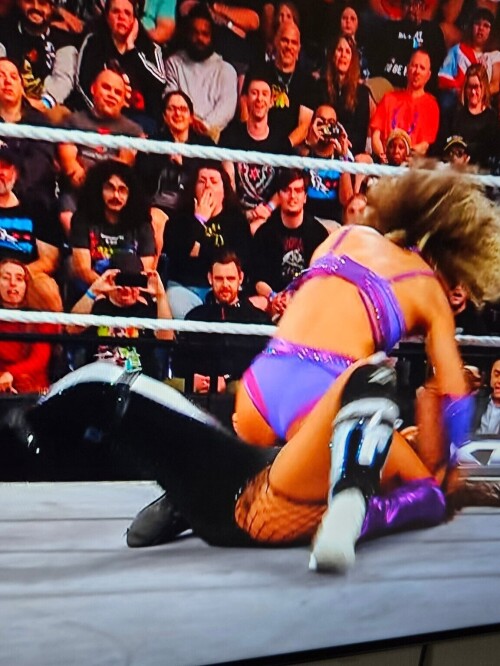 1000025584197ad1d738afee3b