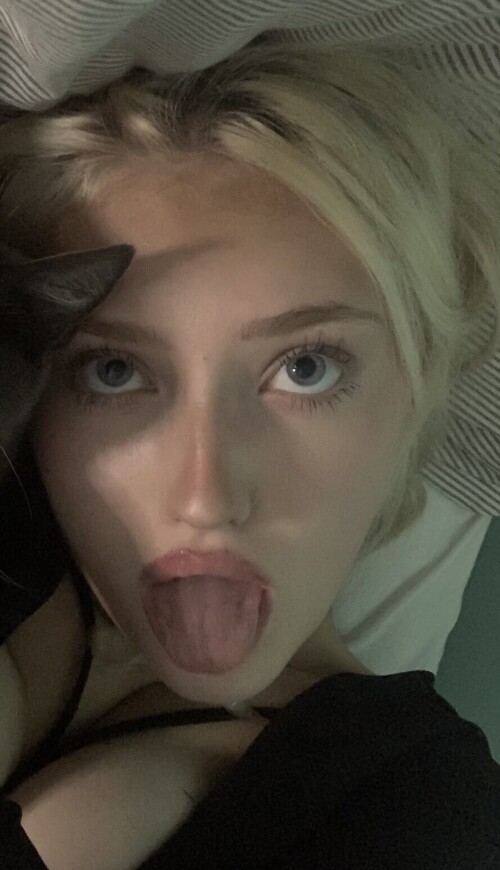 100002575681d012b75f0d96ca