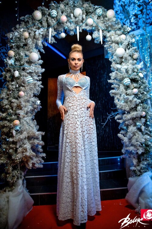 10000260732af97d4063310d24