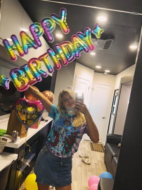 1000026242f7b9ec8071c27846