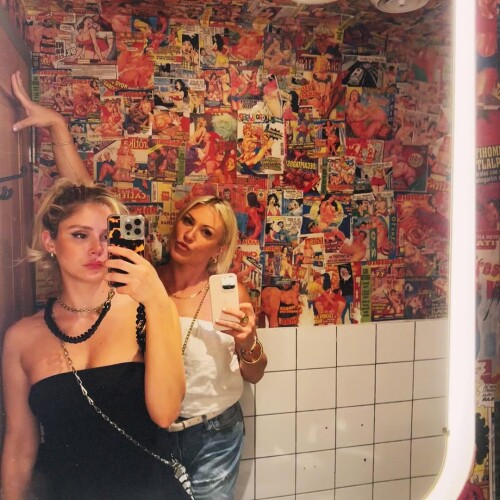 100002632851d192156e55d87a