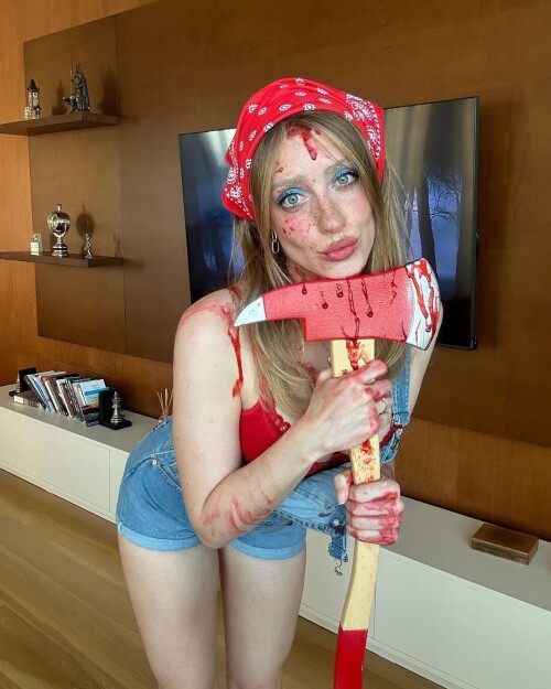 100002642839460d030d44aa07