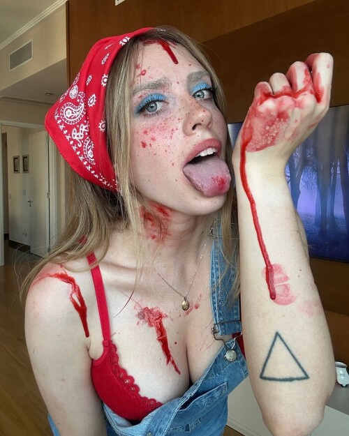 1000026435ef2e468eb938e19a