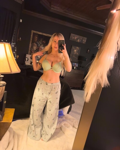 100002677944299c3bd2b3f453