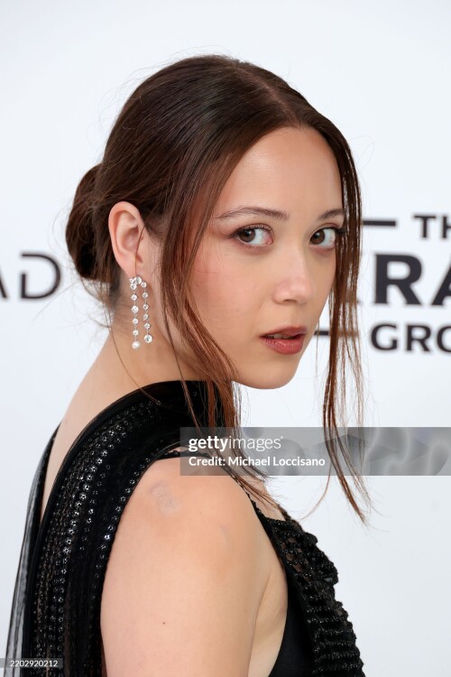 1000026843f6d63d438b9c3e49