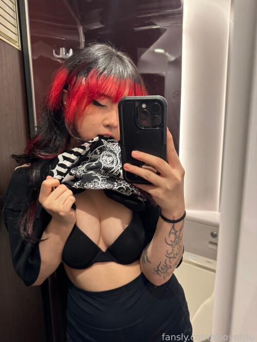 10000270429694c00b81b96cad