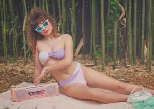 10000273716a66c7ba5f3de545