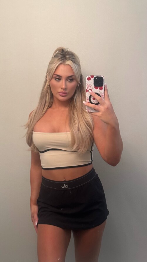 1000027674f7ea7b1da2320415