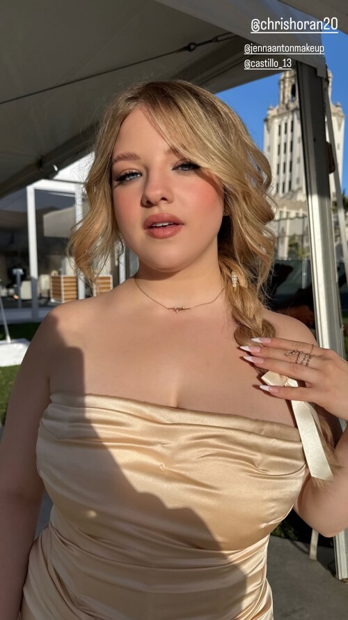 1000027840937da4d40207e94c