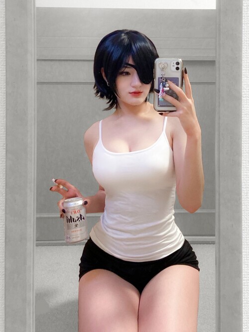 1000028205733e1aa683a667f2