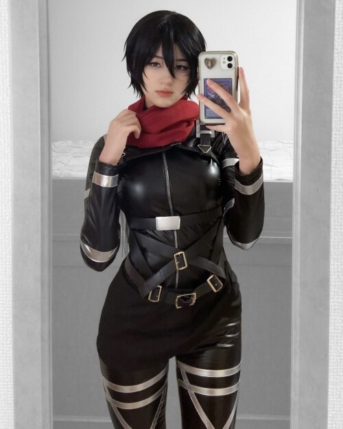 1000028211ec86daa250c102a7