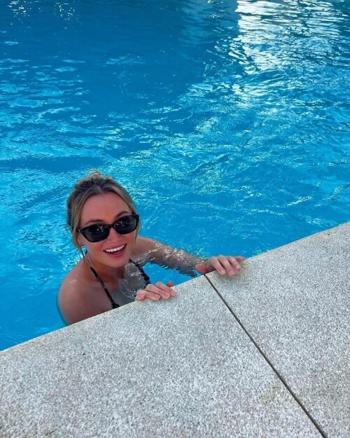 10000282722a4d490697a6eaca