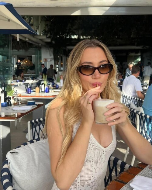 1000028274d3815d6e0145597a