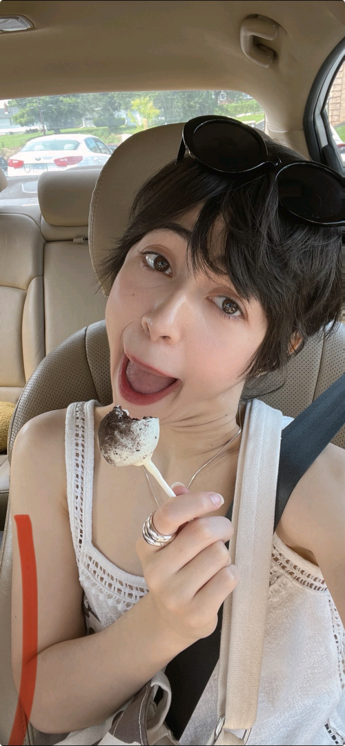 100002841106a304048fada775