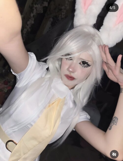 10000285296a47a36d3d485737