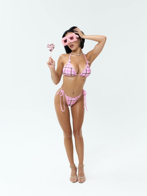 1000028871d6f7bcf954ccda6a