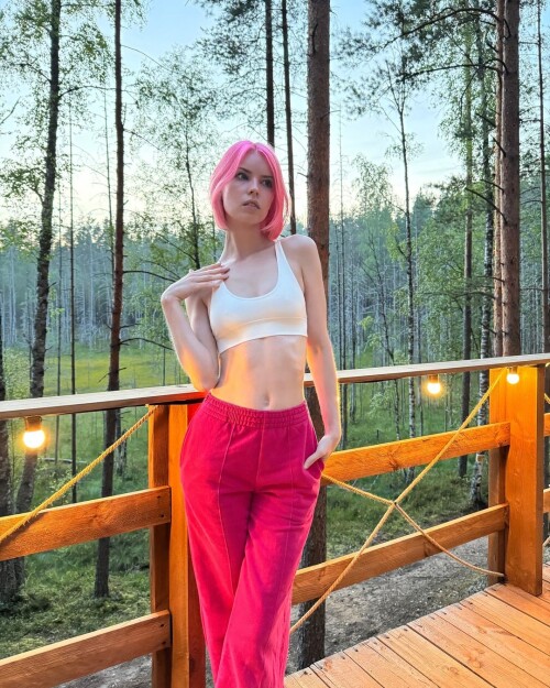 10000292858f4ebd0b5a41a06c