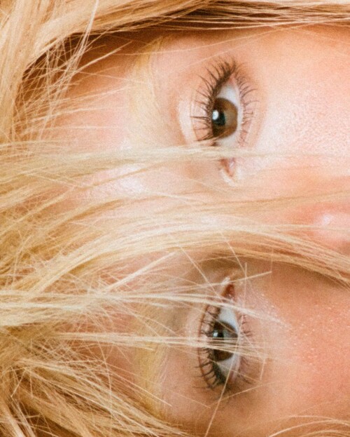 100002955252f2d6d4b6e56f71