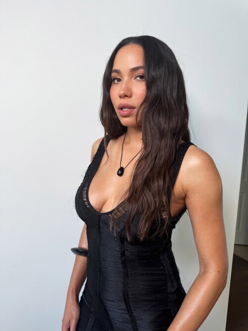 10000299110d22796c11944312