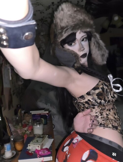 10000300077c8146613bf8e957