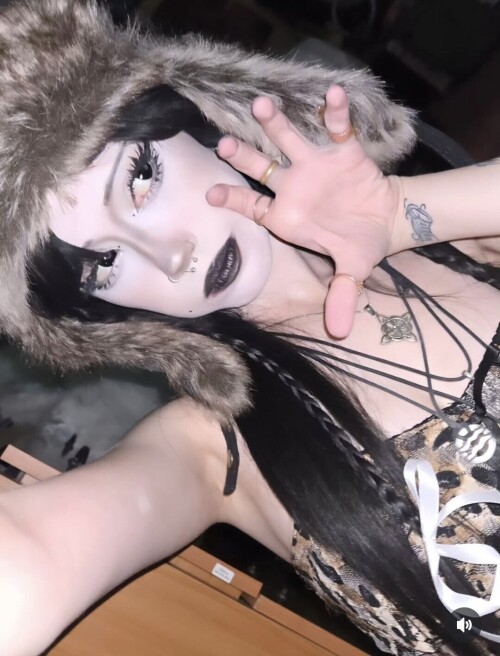 100003001098e89a8f45ccce13