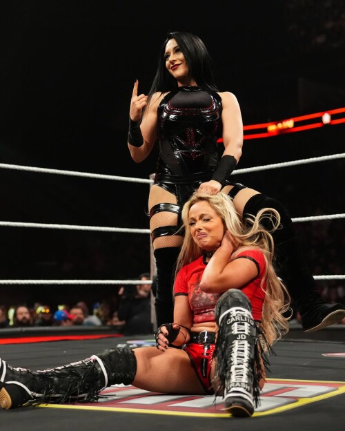 10000301680658e4f49f913c4c