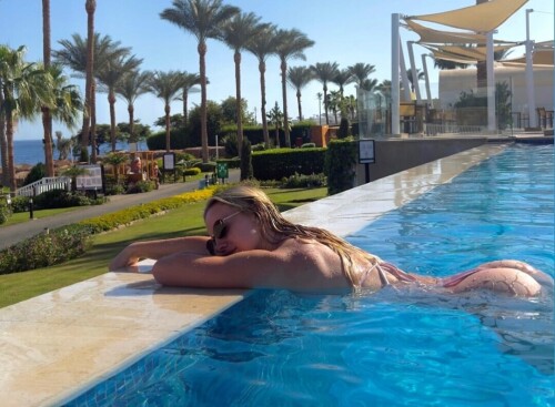 1000030195f7aa92d77ec8d3a1