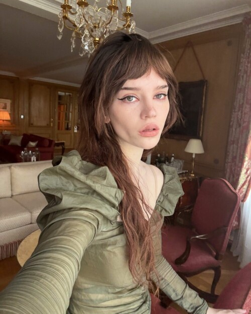 1000030220447afd8b2a5be848