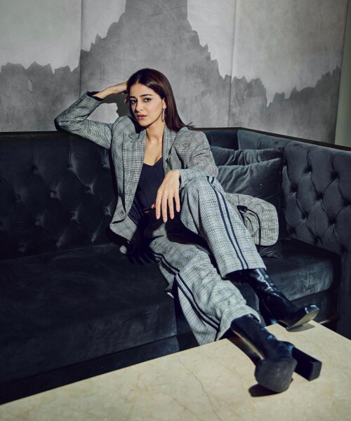 100003038697a6e23c59be8468