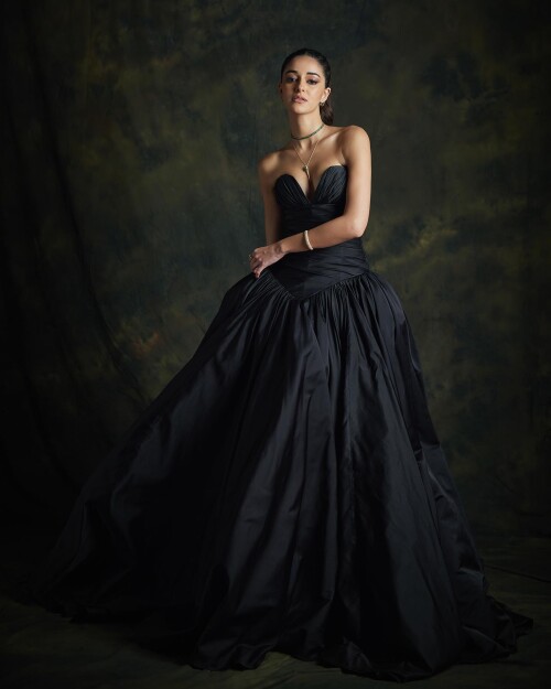 1000030407c25153b67ad69103