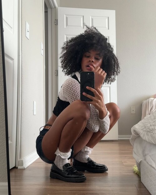 10000304121635af61b6909b1f