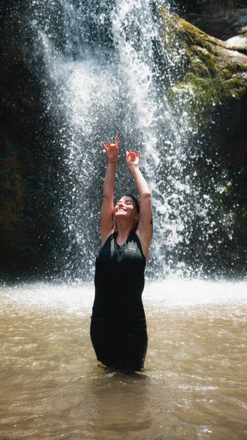 10000304192181886157b874aa