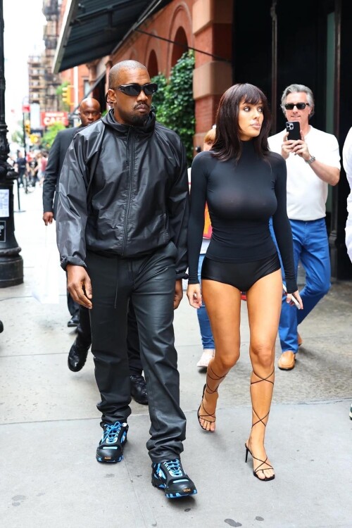 1000030892d6a5f8214f957198