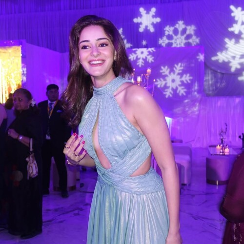 1000030994789ac79a905a35a5